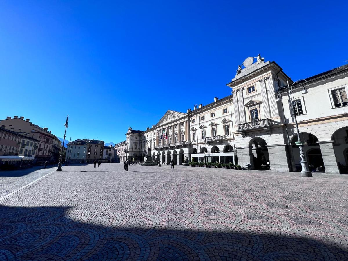 Le Porte Luxury Apartment Aosta Buitenkant foto